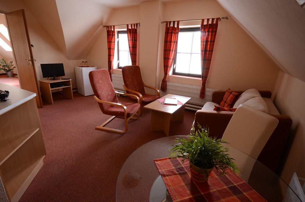 Hotel Paradies Teplice Luaran gambar