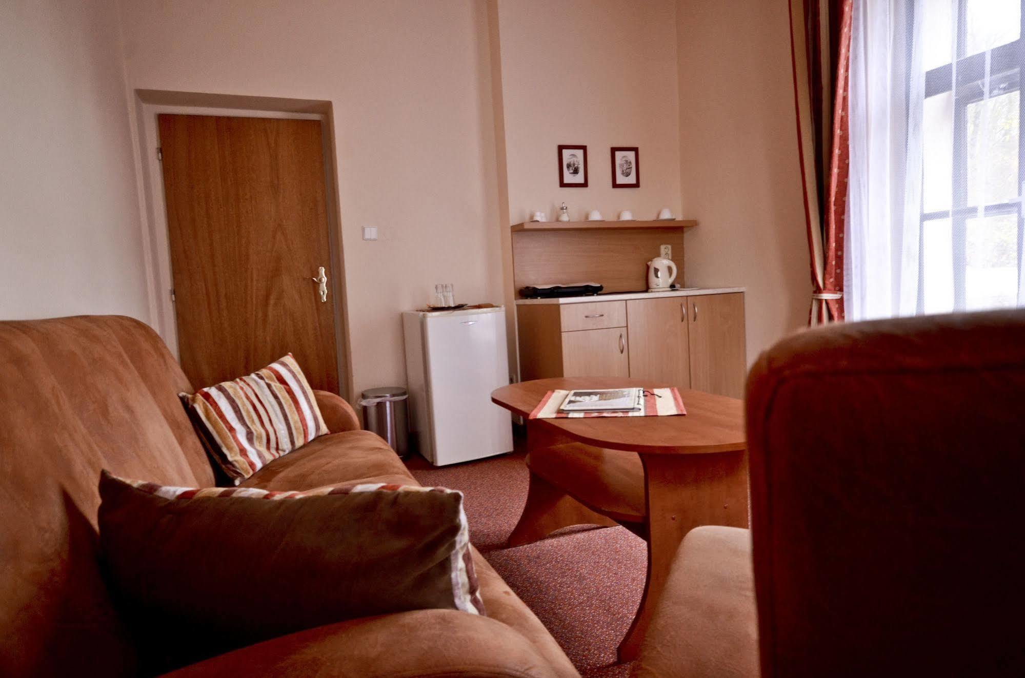 Hotel Paradies Teplice Luaran gambar